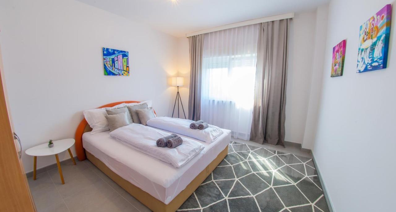 מוסטר Villa Carpe Diem - With Private Pool מראה חיצוני תמונה