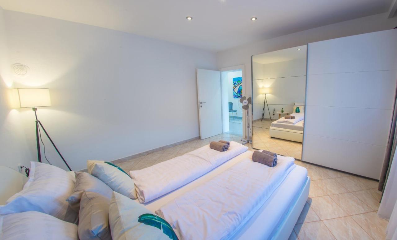 מוסטר Villa Carpe Diem - With Private Pool מראה חיצוני תמונה