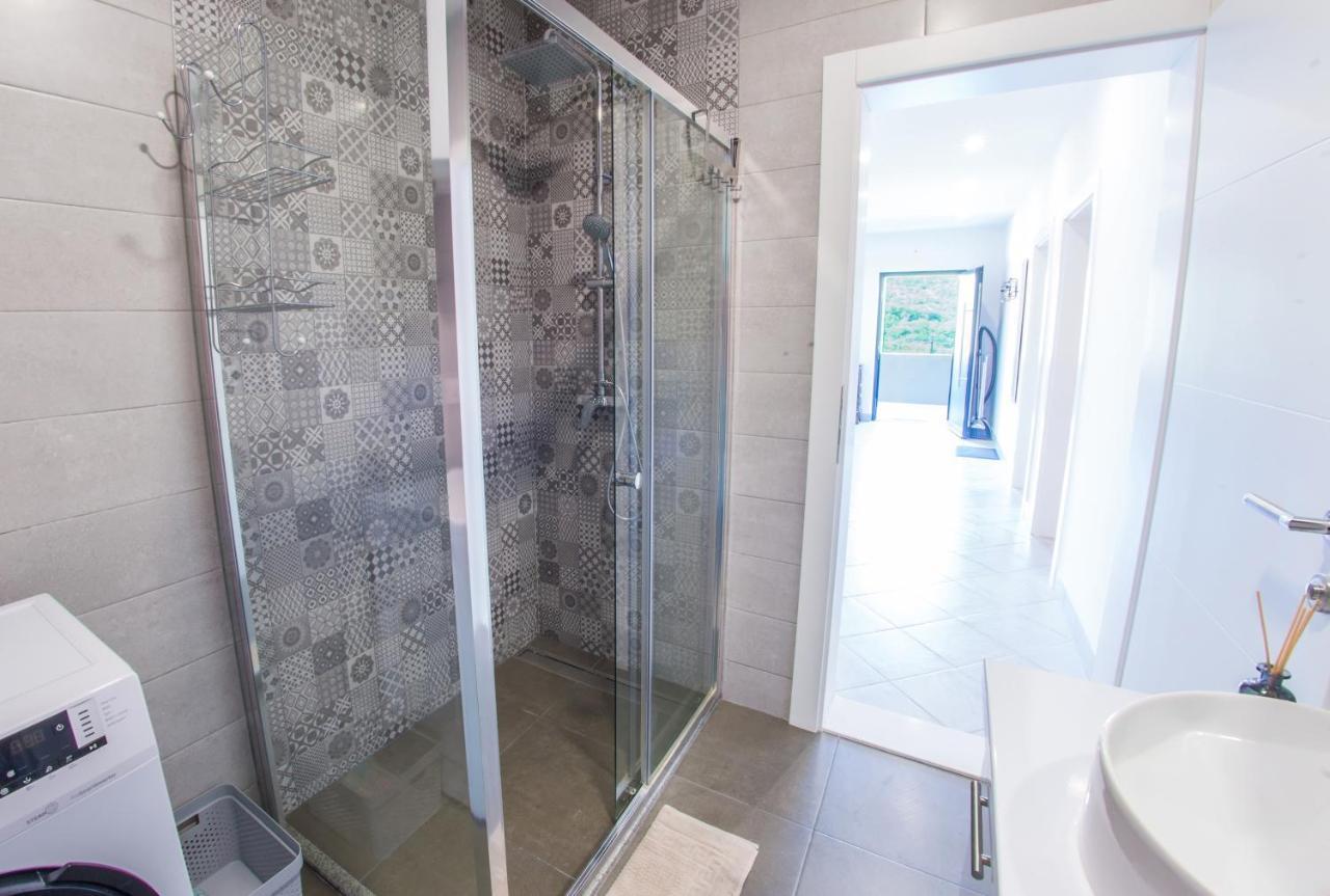 מוסטר Villa Carpe Diem - With Private Pool מראה חיצוני תמונה